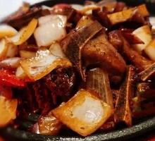 Black Pepper Steak on Iron Plate