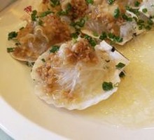 Steamed Scallops with Garlic and Vermicelli