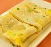 Farmhouse Egg and Meat Floss Pancake