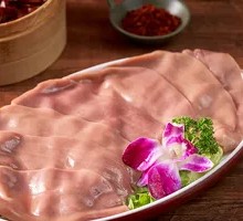 Sliced Pork Kidney with Big Knife