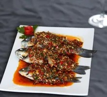 Cold-mixed crucian carp