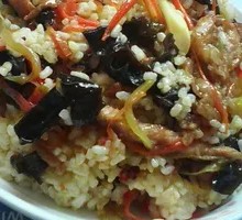 Wood Ear Mushroom and Pork Stir-Fried Rice