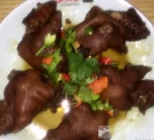 Braised Pig's Feet